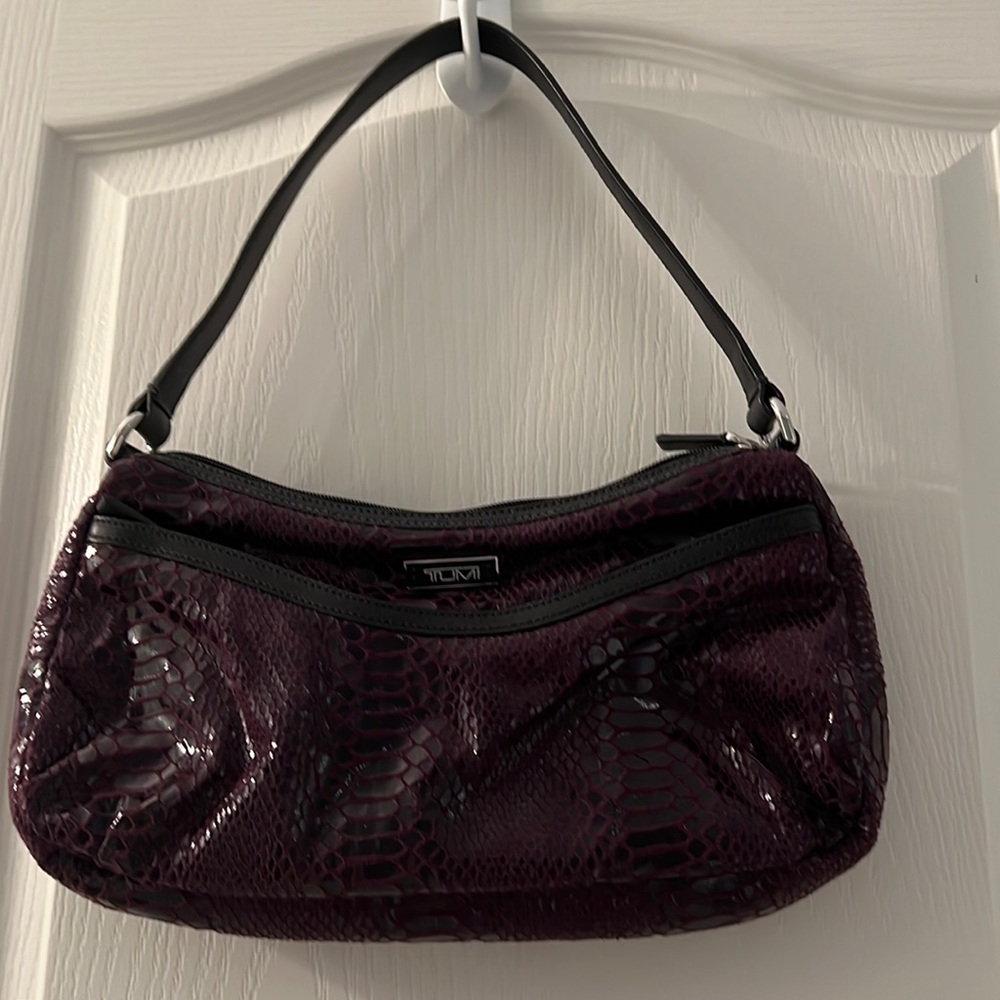 Tumi purse